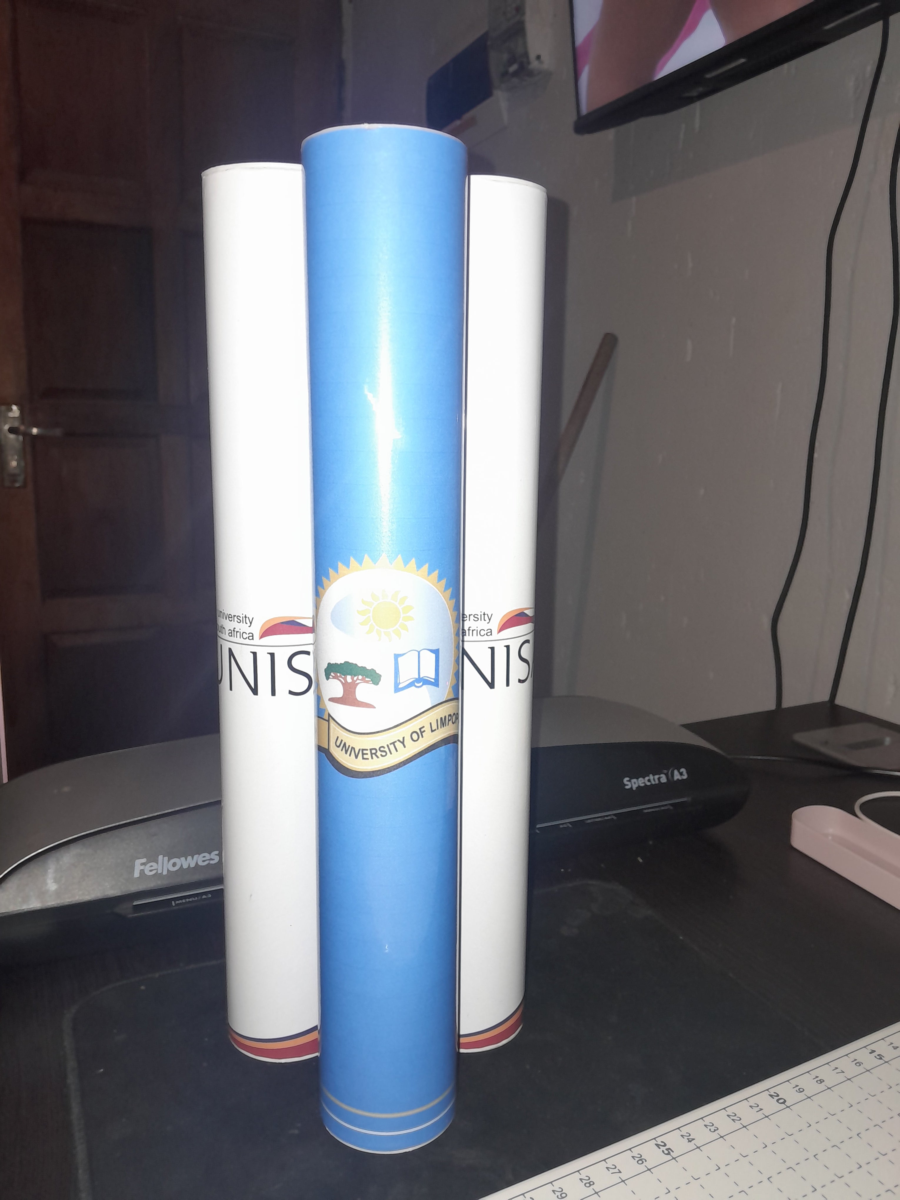 🎓 Premium UMP Certificate Holder